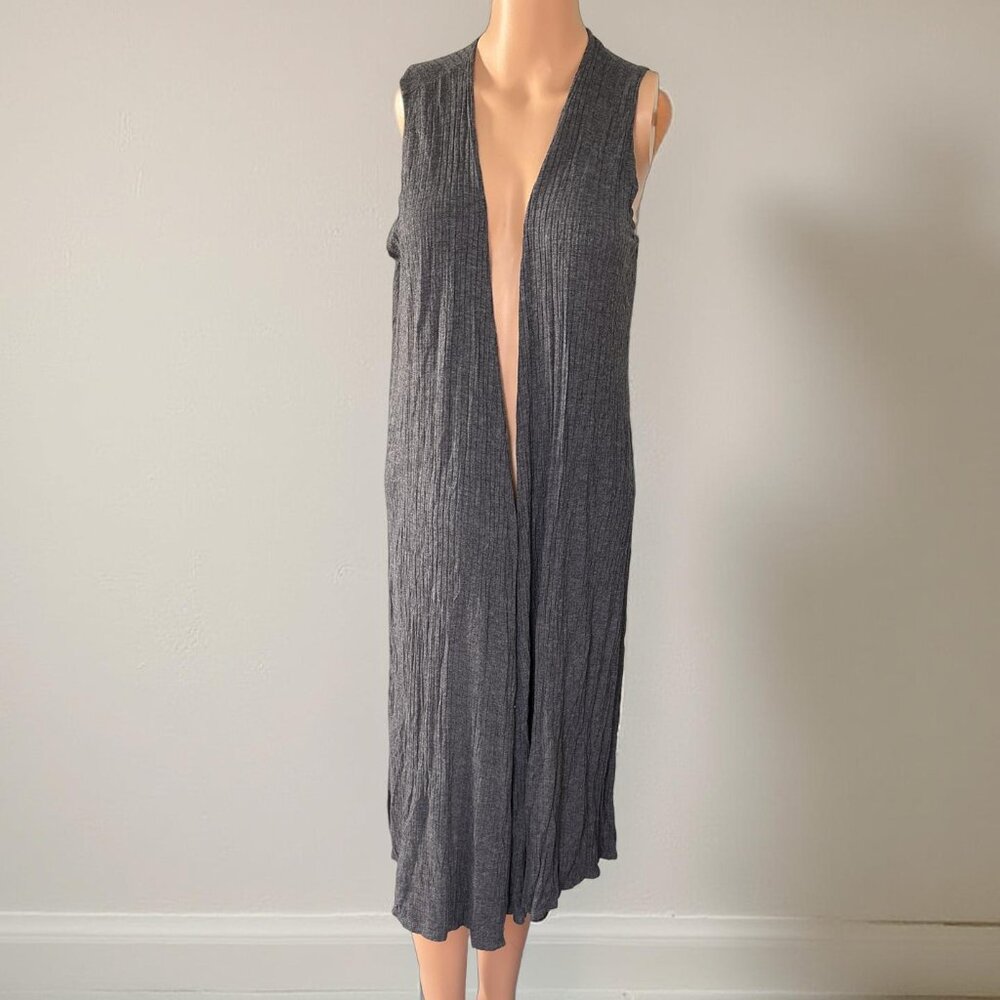 Grey Long Sleeveless Cardigan from LuLaRoe Size Small
